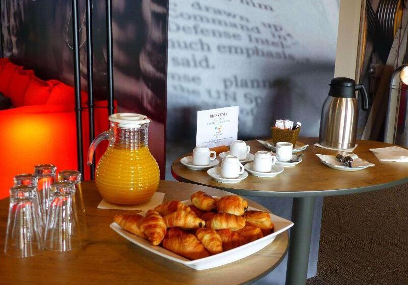 Отель Ibis Styles Pontivy Centre Bretagne