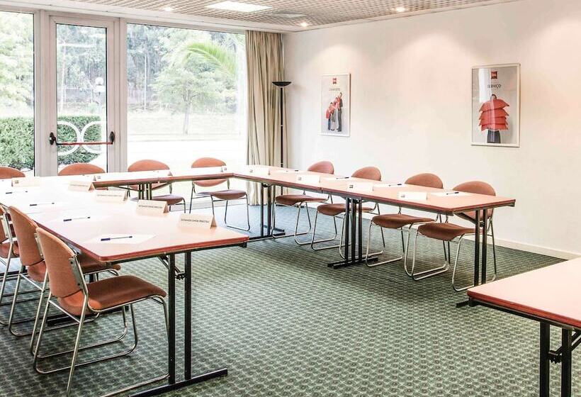 Отель Ibis Porto Sul Europarque