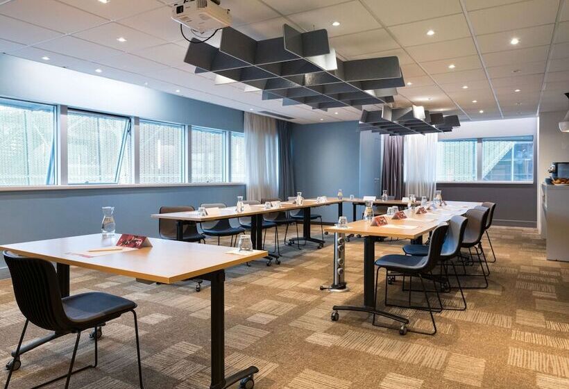 Отель Ibis Rennes Centre Gare Sud