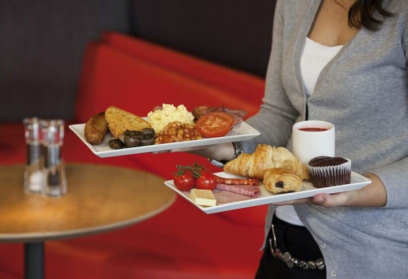 هتل Ibis Rotherham East –