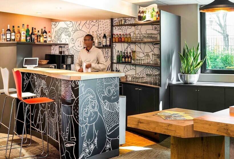 هتل Ibis Paris Saint Denis Stade Sud