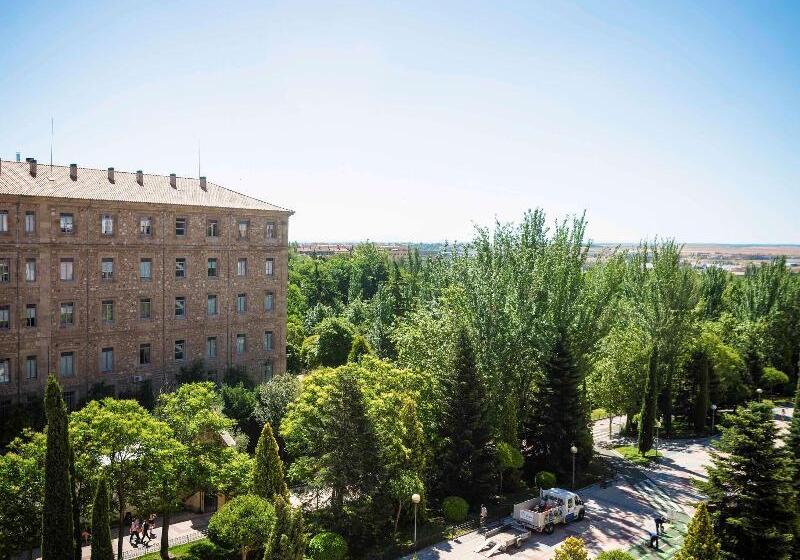 هتل Ibis Salamanca