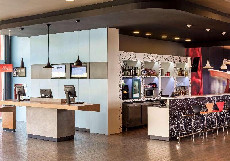 Отель Ibis Sao Jose Dos Campos Dutra