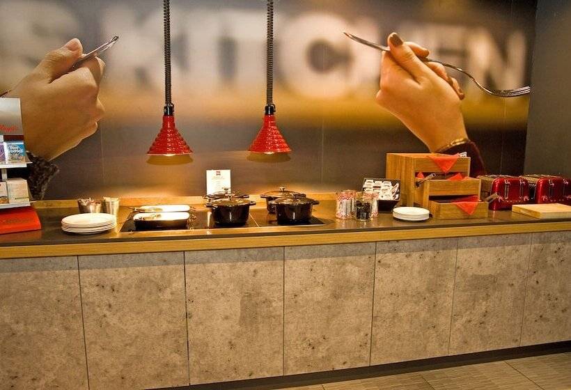 בית מלון כפרי Ibis Sheffield City