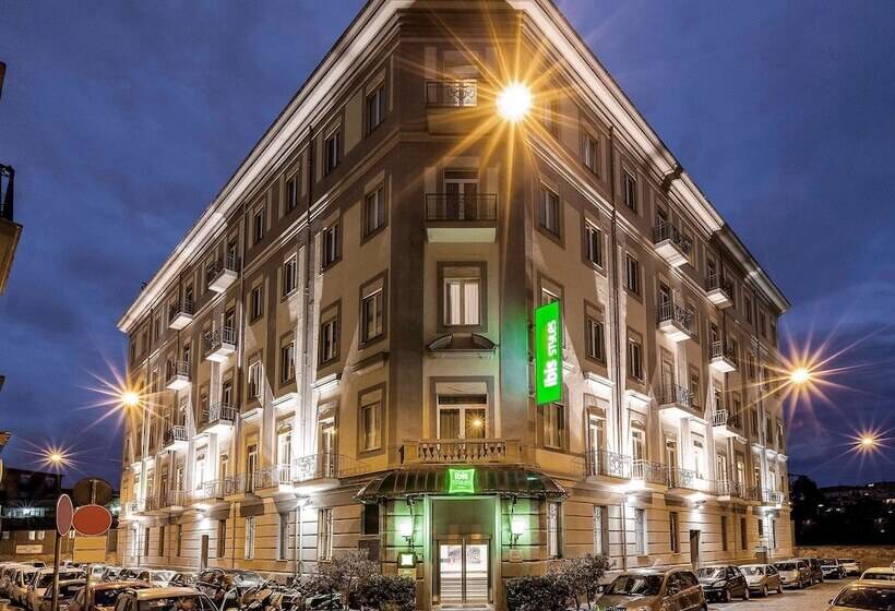 هتل Ibis Styles Napoli Garibaldi