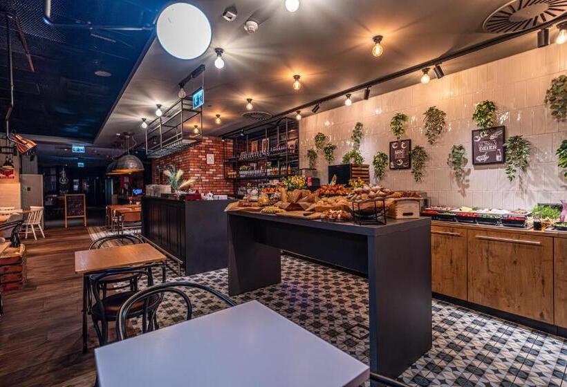 فندق Ibis Szczecin Centrum