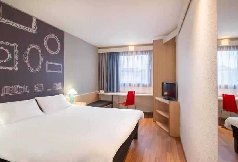 فندق Ibis Szczecin Centrum