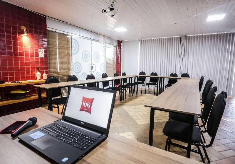 בית מלון כפרי Ibis Teresina