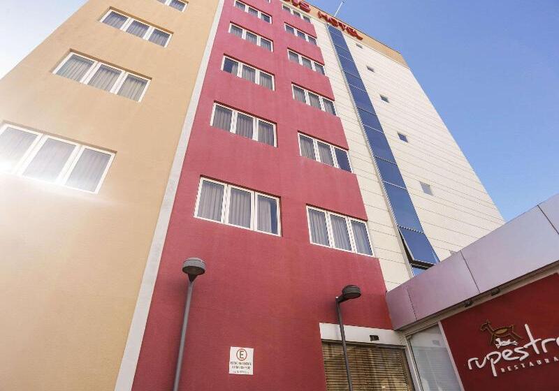 בית מלון כפרי Ibis Teresina