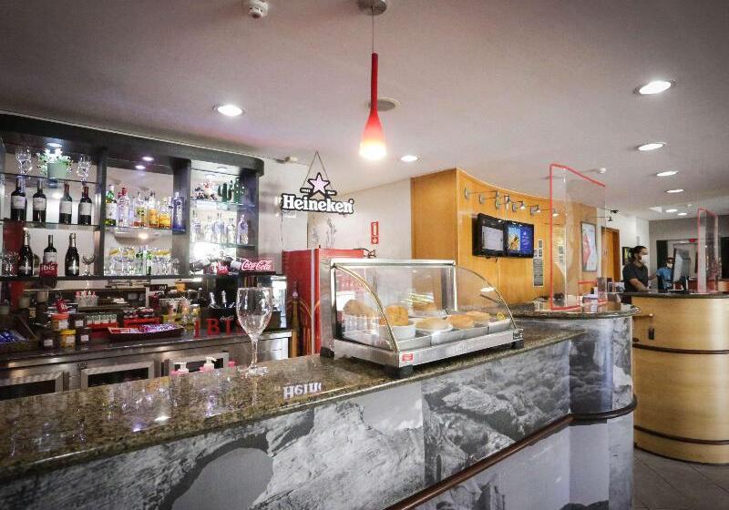 בית מלון כפרי Ibis Teresina