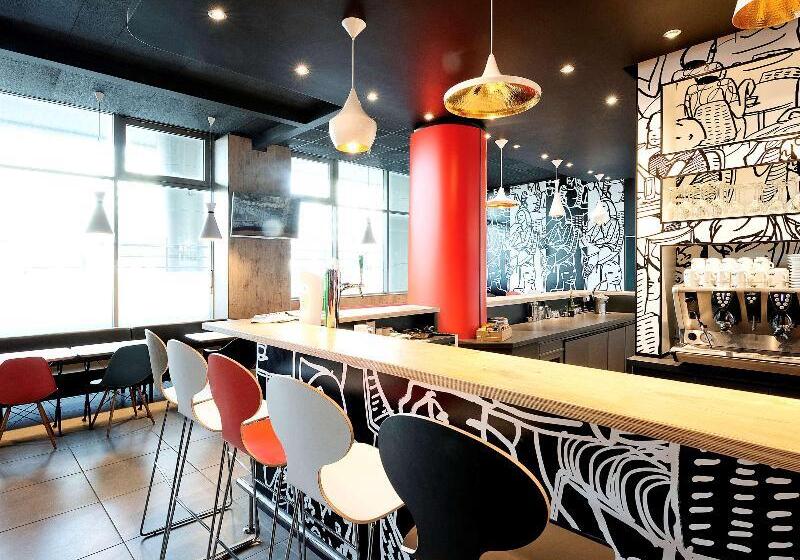 هتل Ibis Warszawa Centrum