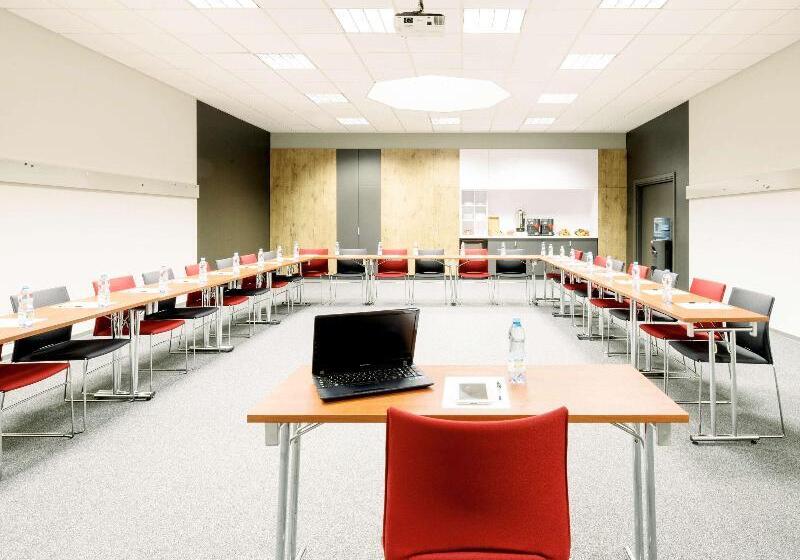 فندق Ibis Warszawa Centrum