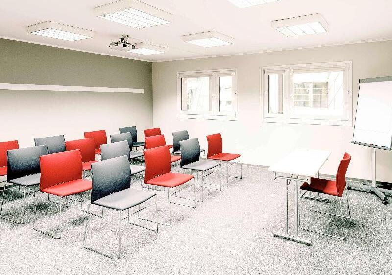 هتل Ibis Warszawa Centrum