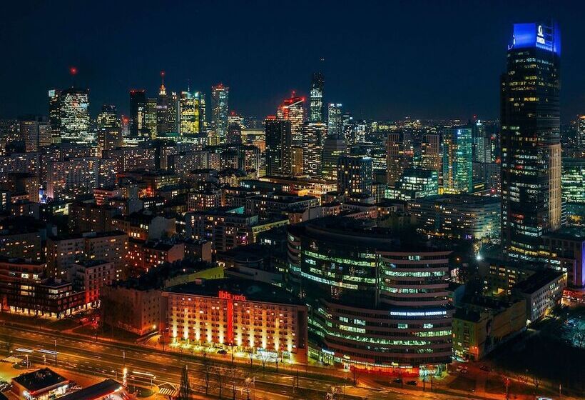 هتل Ibis Warszawa Centrum