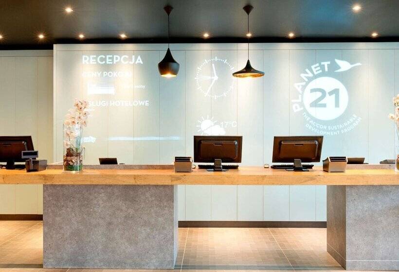 فندق Ibis Warszawa Centrum