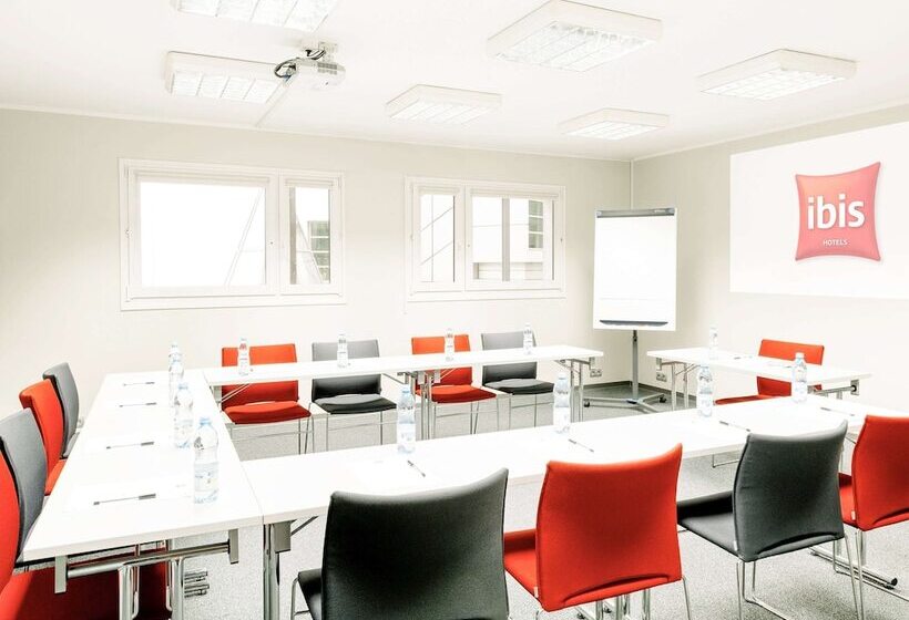 هتل Ibis Warszawa Centrum
