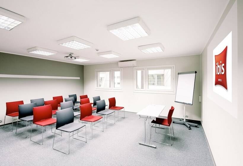 فندق Ibis Warszawa Centrum