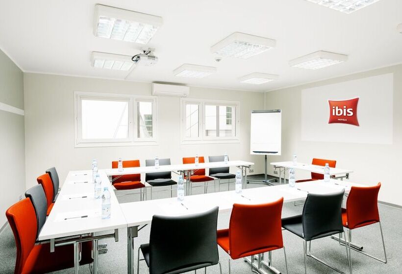 ホテル Ibis Warszawa Centrum