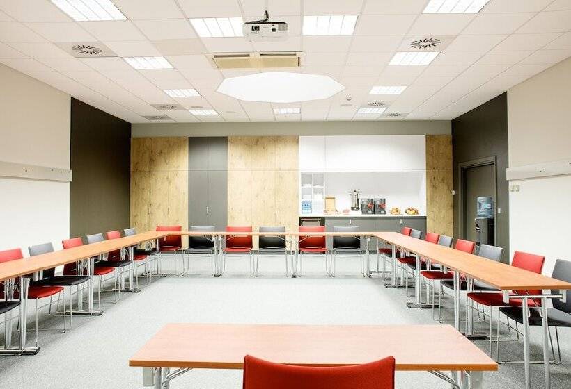 فندق Ibis Warszawa Centrum