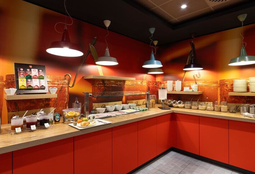 B&B HOTEL Wuppertal-City