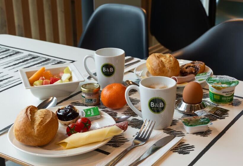 B&B HOTEL Wuppertal-City