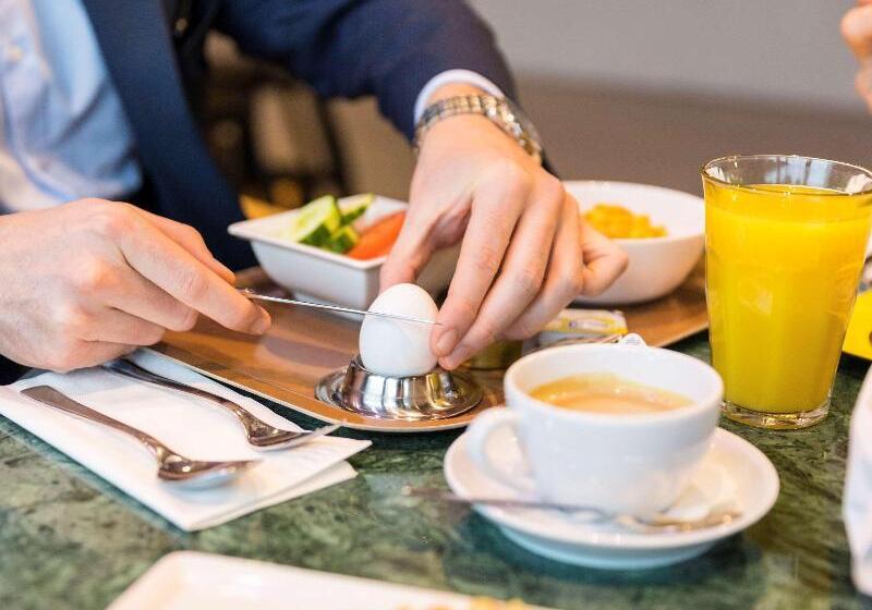 فندق Ibis Zurich Messe Airport