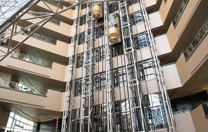 هتل Jumeirah Emirates Towers Dubai