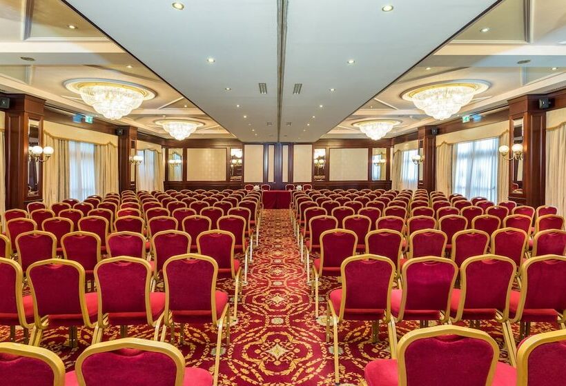 Leonardo Hotel Milan City Center