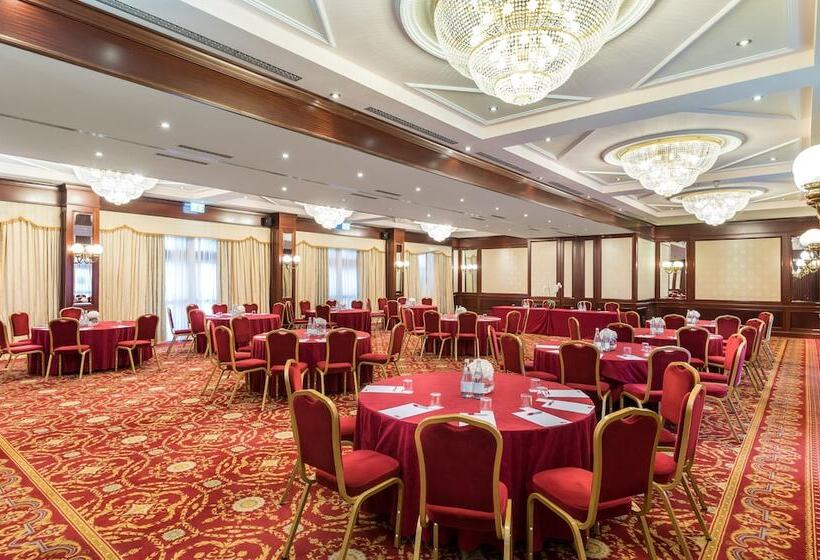 Leonardo Hotel Milan City Center