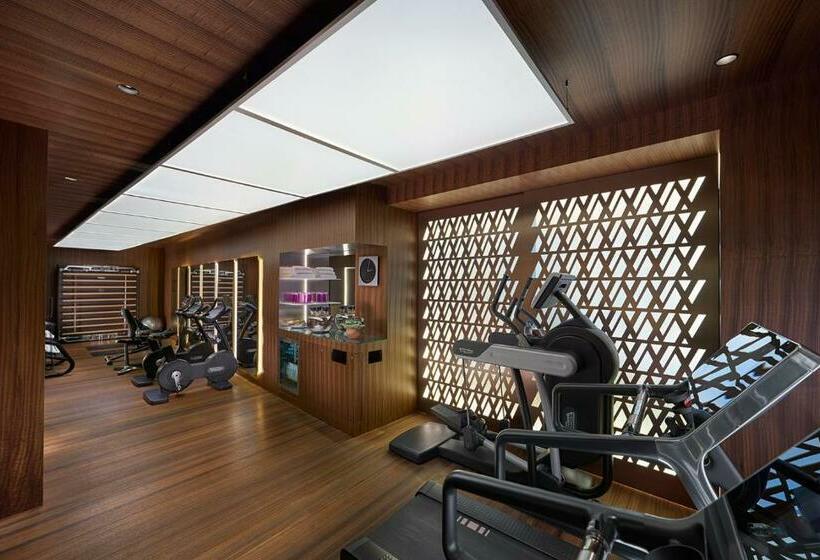 فندق Mandarin Oriental, Munich