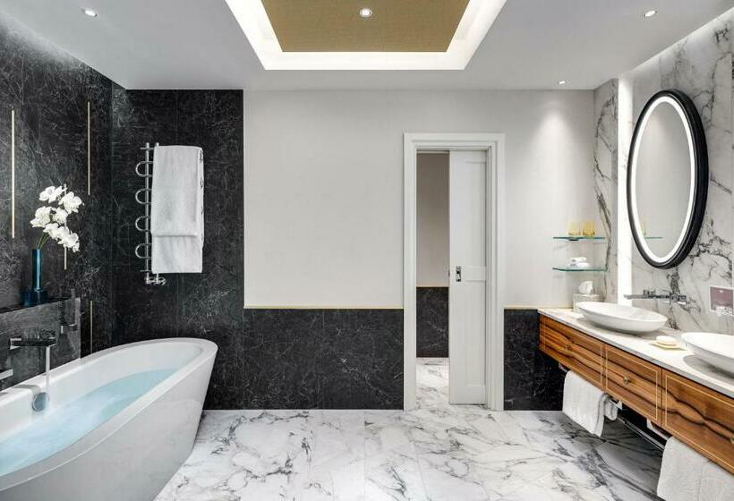 فندق Mandarin Oriental, Munich