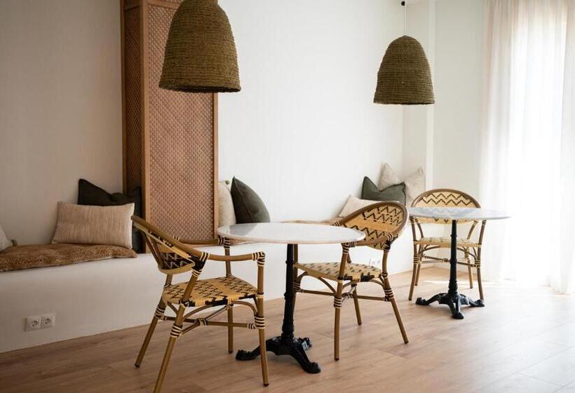 Отель Rooms By Jova