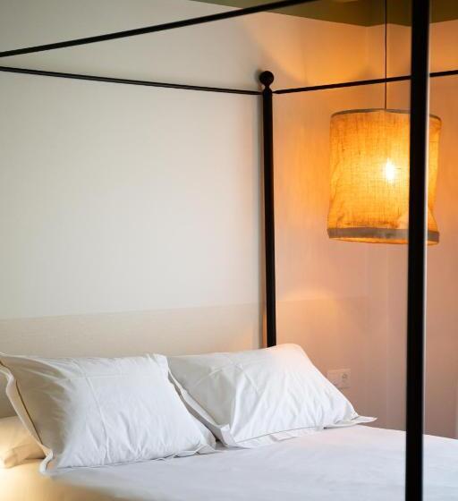 Отель Rooms By Jova