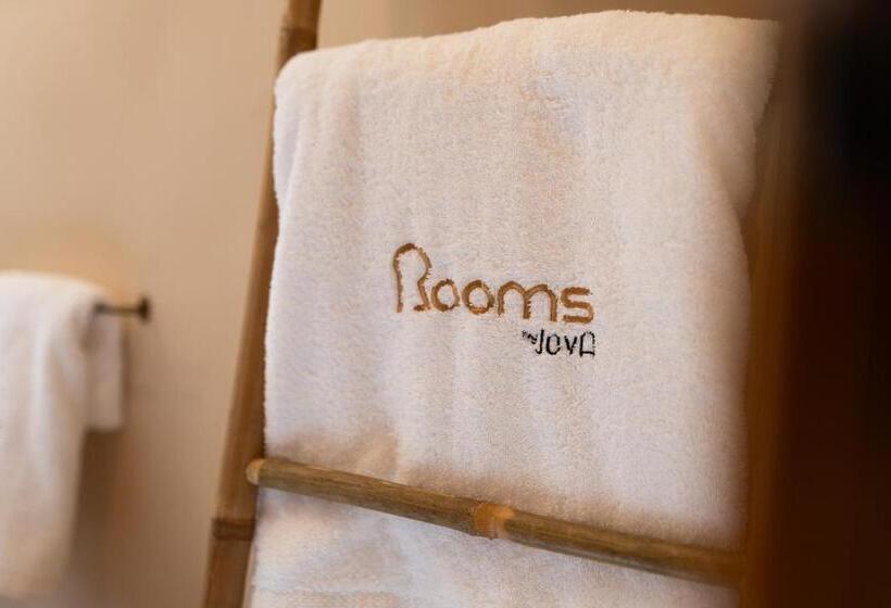 Отель Rooms By Jova