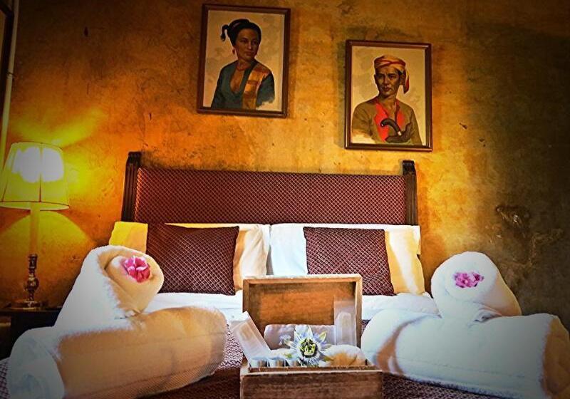 Отель Masia Sumidors