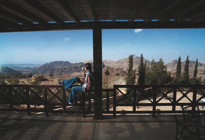 هتل Grand Mercure Petra