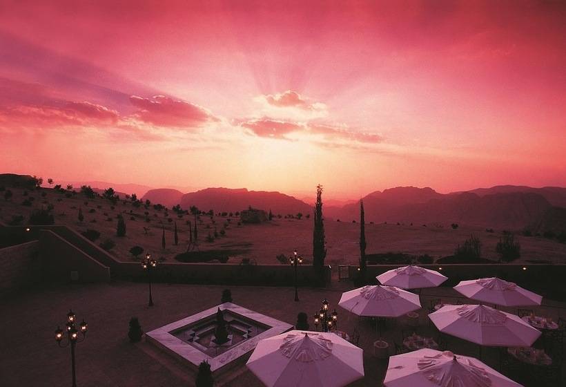 هتل Grand Mercure Petra
