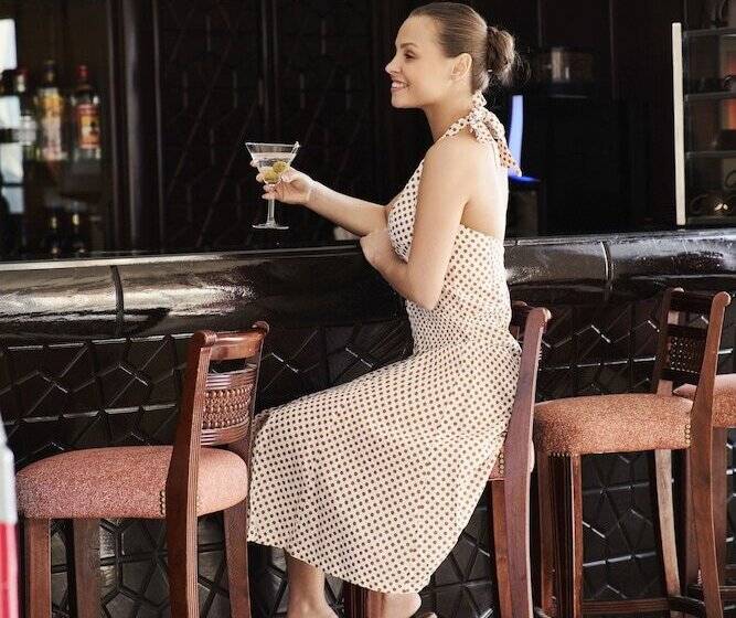 هتل Grand Mercure Petra