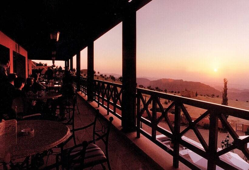 هتل Grand Mercure Petra