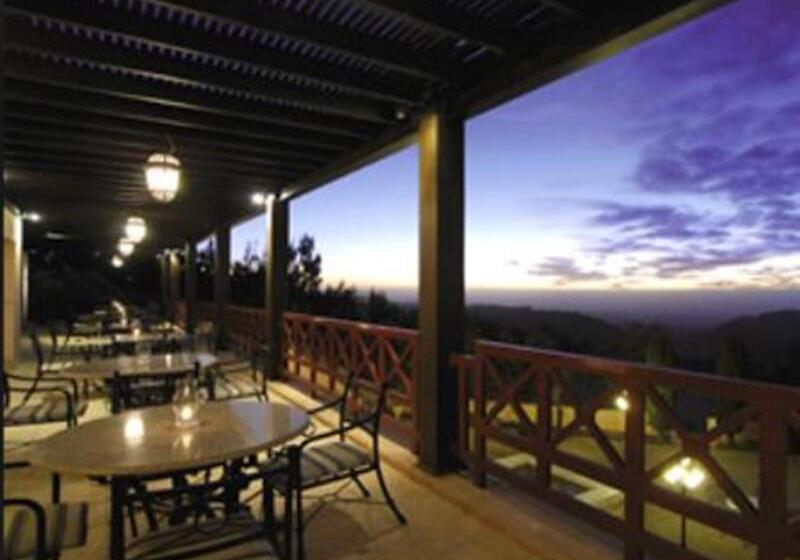 هتل Grand Mercure Petra