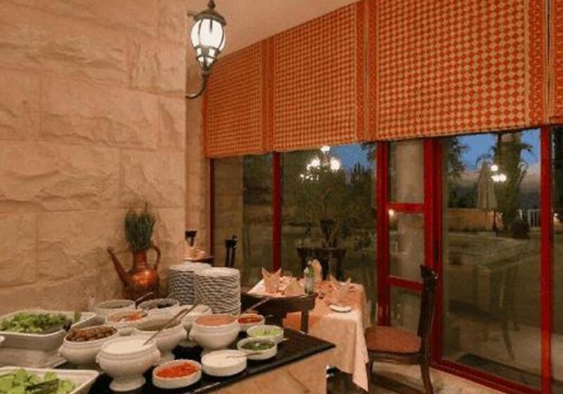 هتل Grand Mercure Petra