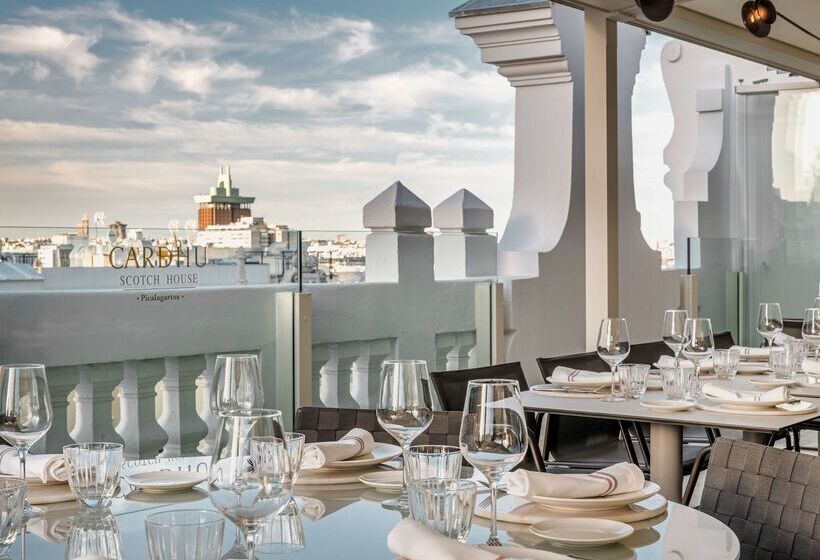 فندق NH Collection Madrid Gran Via