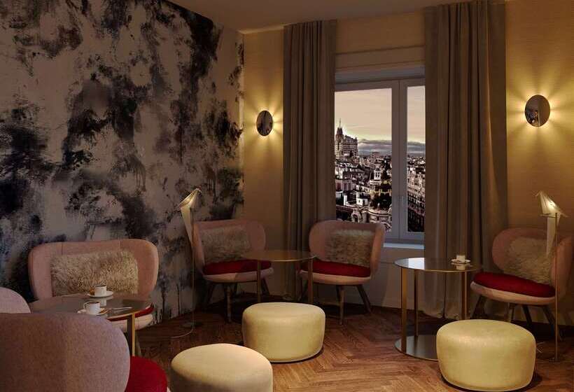 فندق NH Collection Madrid Gran Via