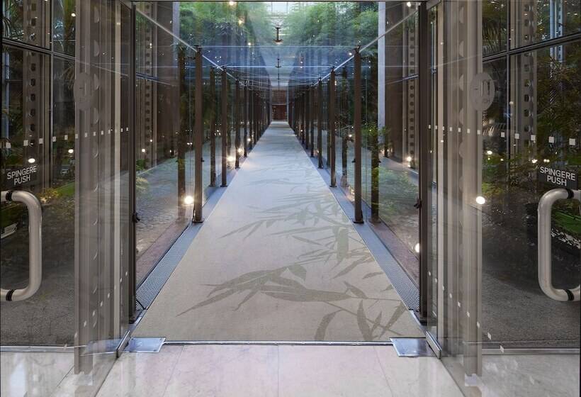 فندق NH Torino Lingotto Congress