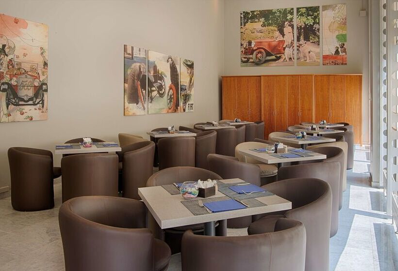 فندق NH Torino Lingotto Congress