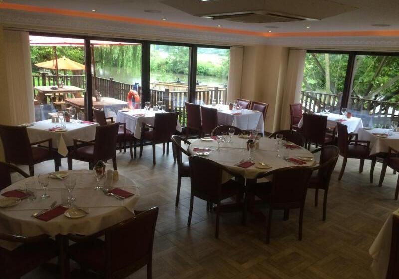 Old Mill Hotel & Lodge