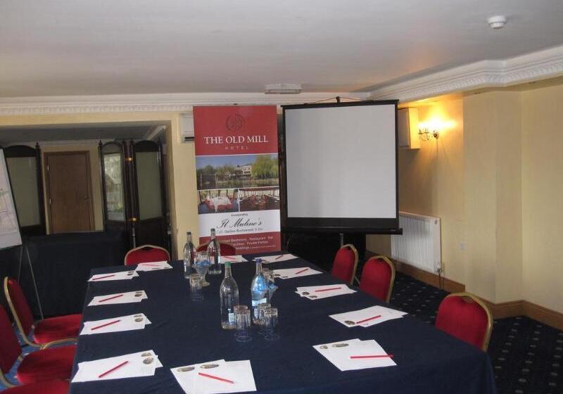 Old Mill Hotel & Lodge