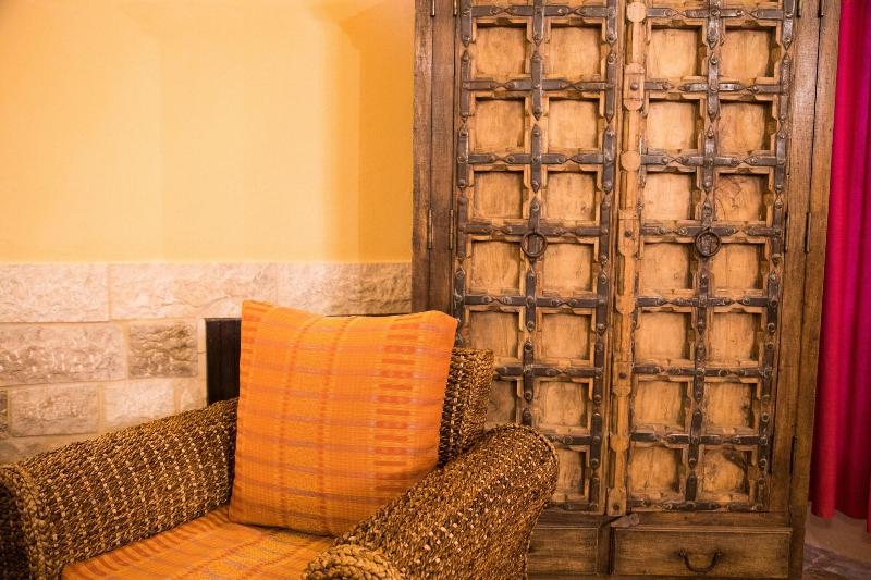 هتل Old Village Resort