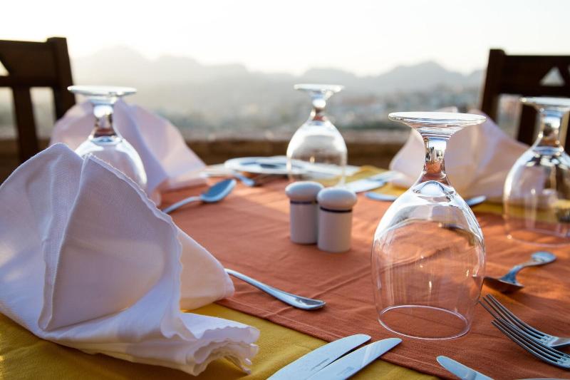 هتل Old Village Resort