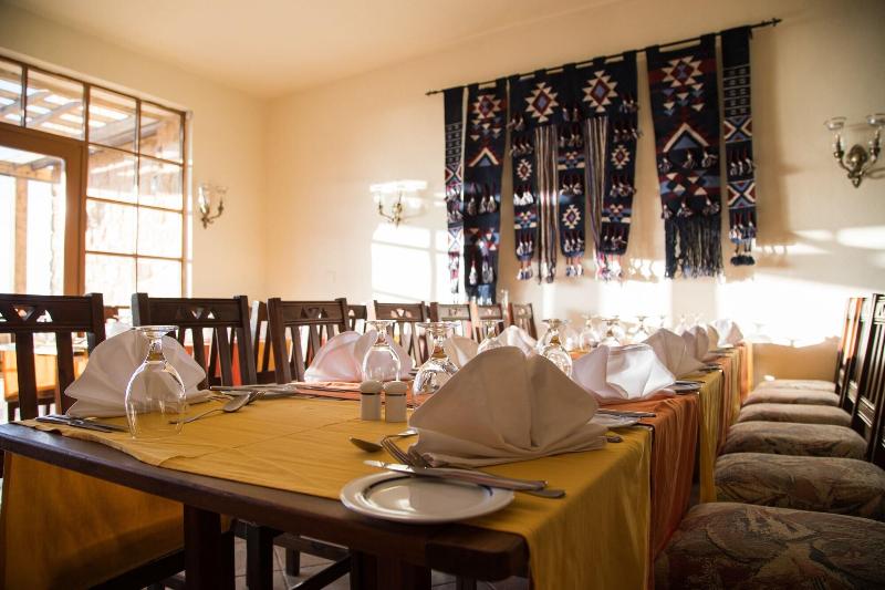 هتل Old Village Resort